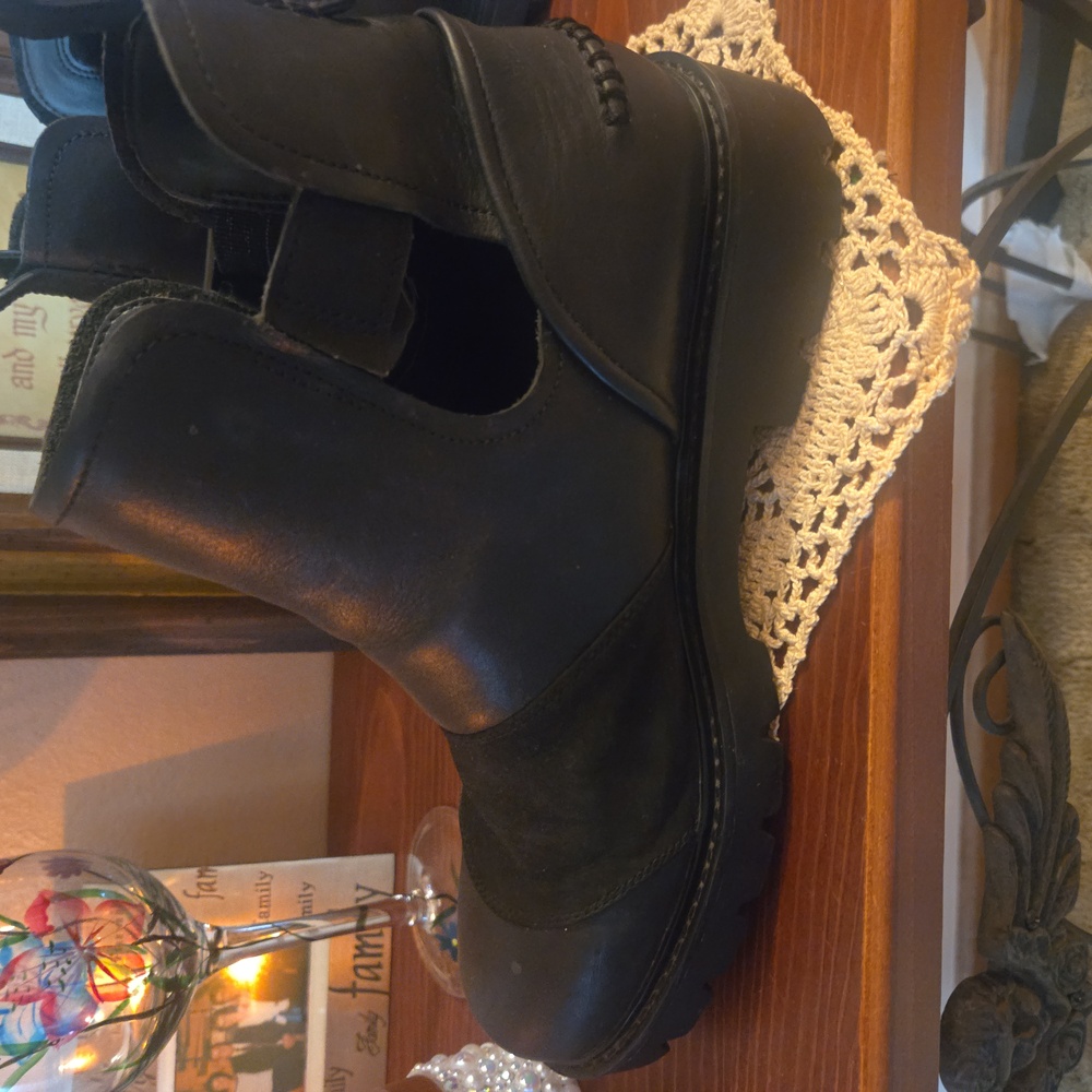 UGG Black Moto Boots - Picture 11 of 12